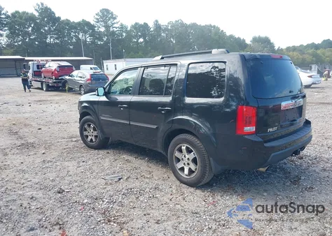 2011 Honda Pilot Touring из США, поврежденный, VIN 5FNYF3H98BB030681